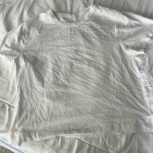 Women’s Lululemon Size 10 White Cropped T Shirt